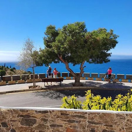 Piso Con Vistas Al Mar Y Plaza De Garaje * Benidorm